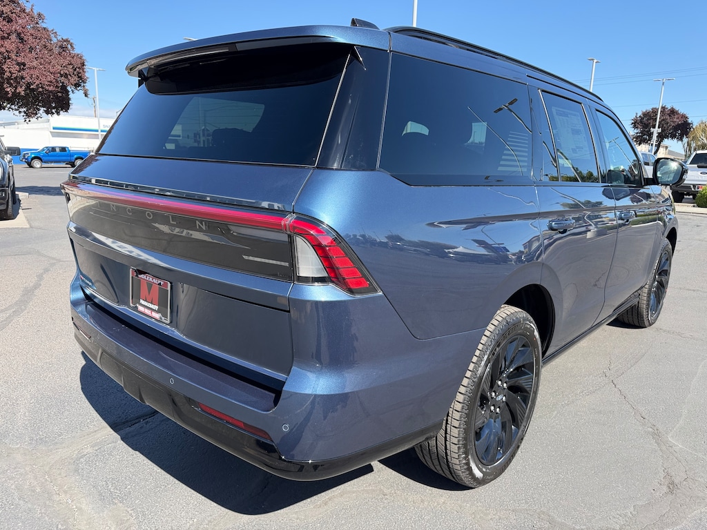 New 2027 Lincoln Navigator