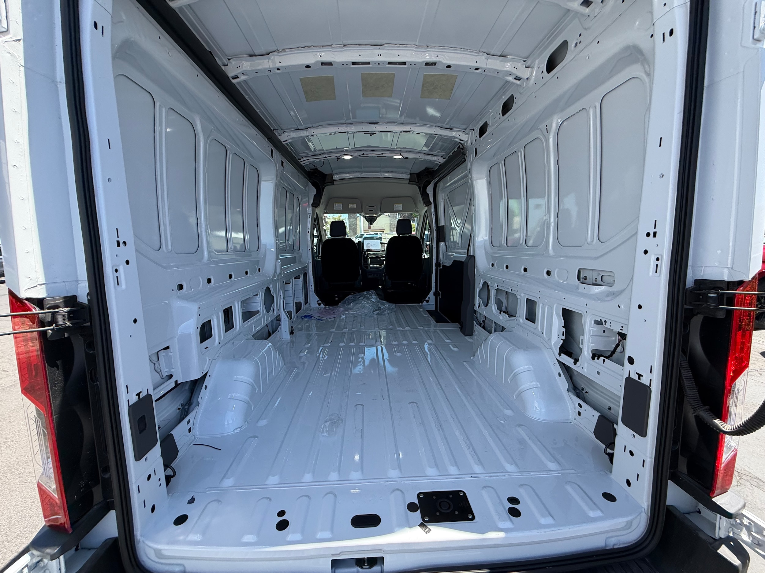 2025 Ford Transit Van Base - Photo 27