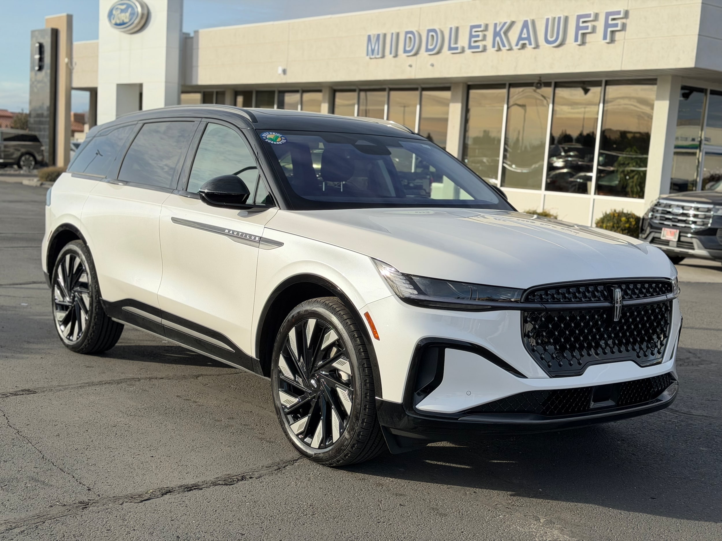 2026 Lincoln Nautilus Reserve's photo