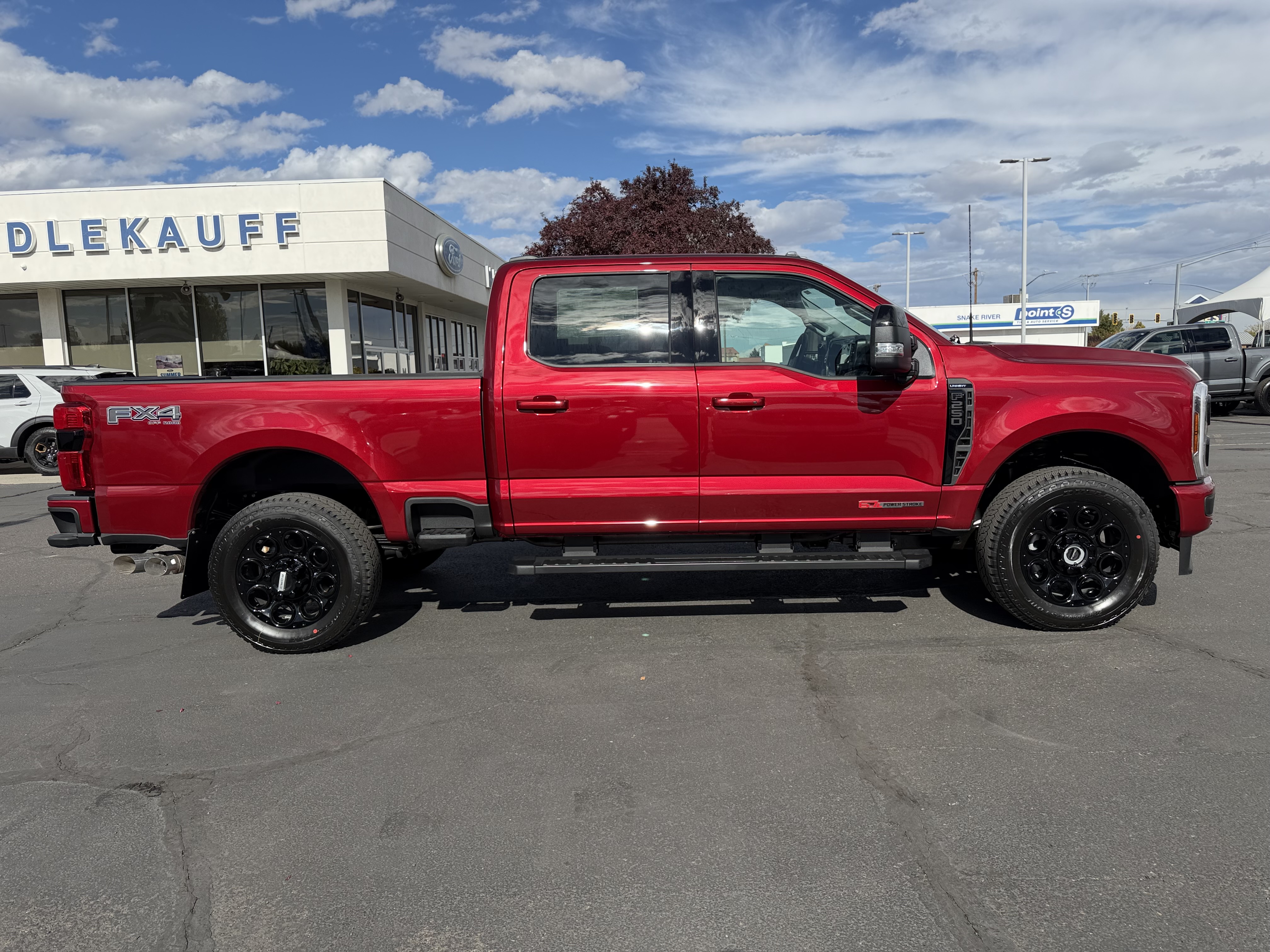 New 2027 Ford F-250 F-250® Lariat® TRUCK