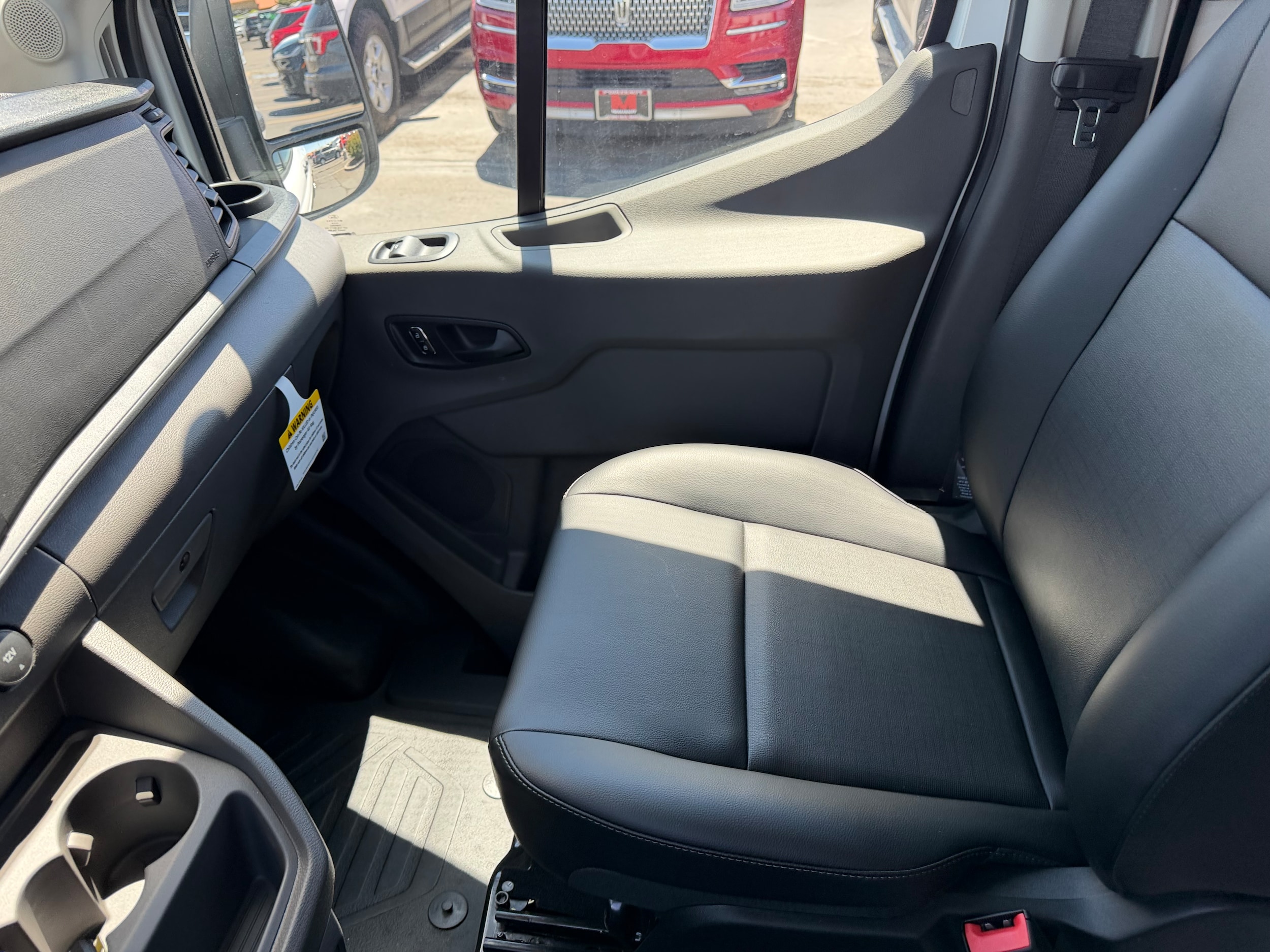 2025 Ford Transit Van Base - Photo 25