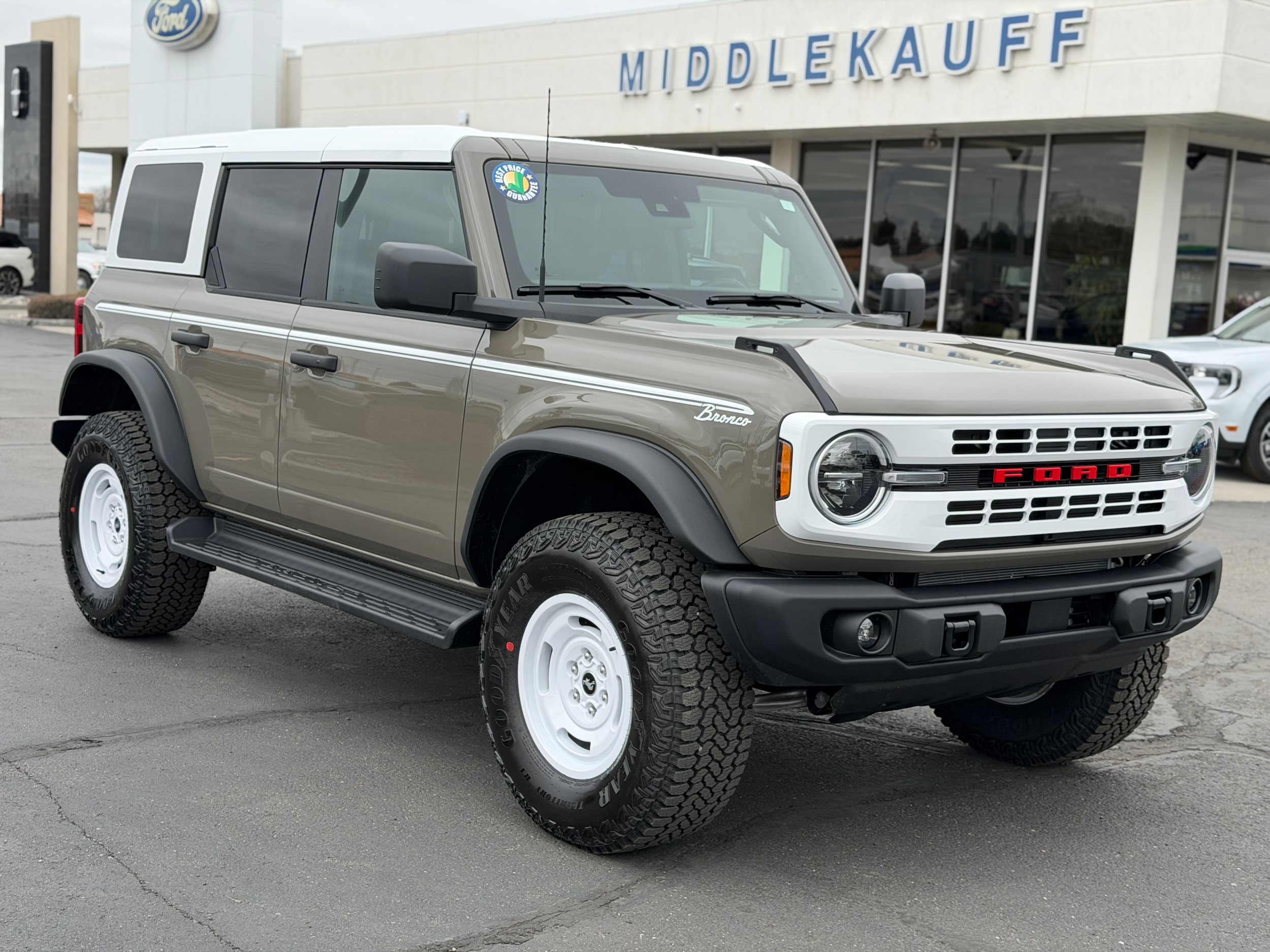 2026 Ford Bronco Heritage Edition 4x4's photo