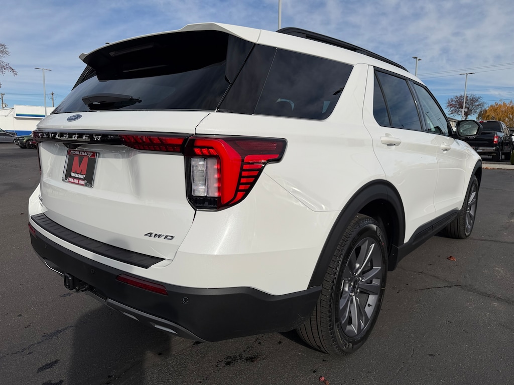 New 2026 Ford Explorer Active SUV