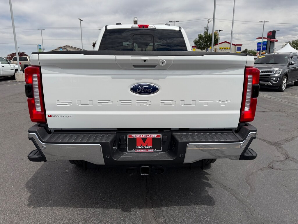 New 2026 Ford F-350 Lariat TRUCK