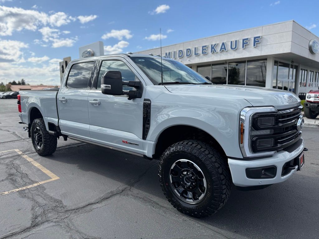 2026 Ford F-250 Platinum 4x4 Crew Cab 8' Box's photo