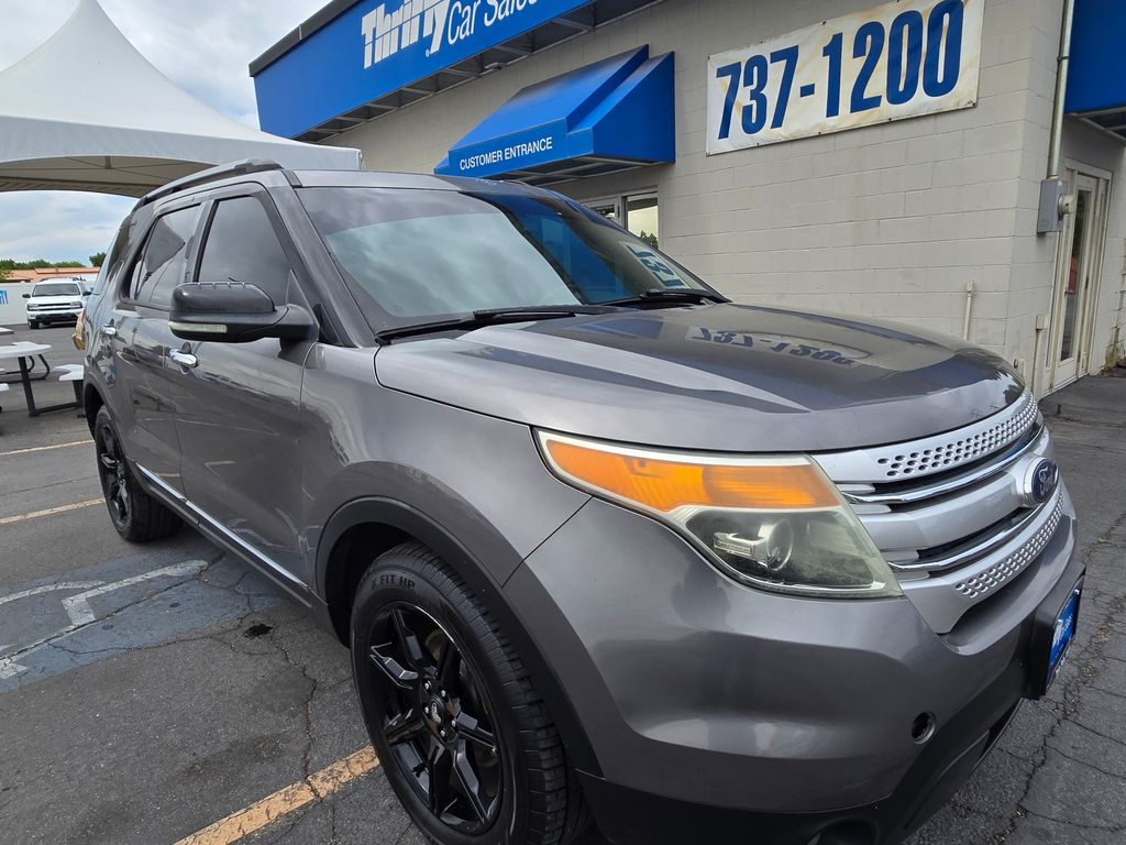 2012 Ford Explorer XLT's photo