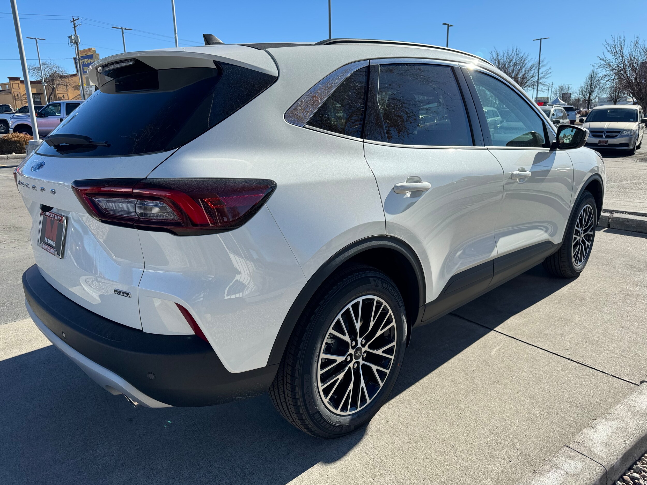 2024 Ford Escape photo 3