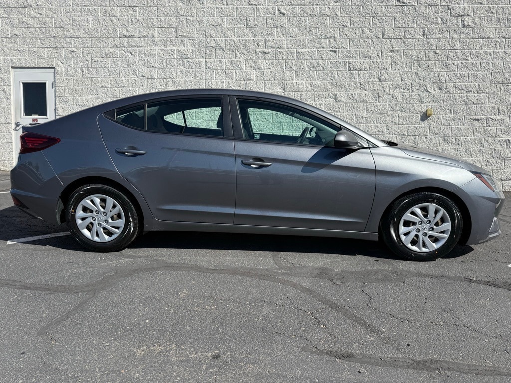 Used 2019 Hyundai Elantra SE Sedan