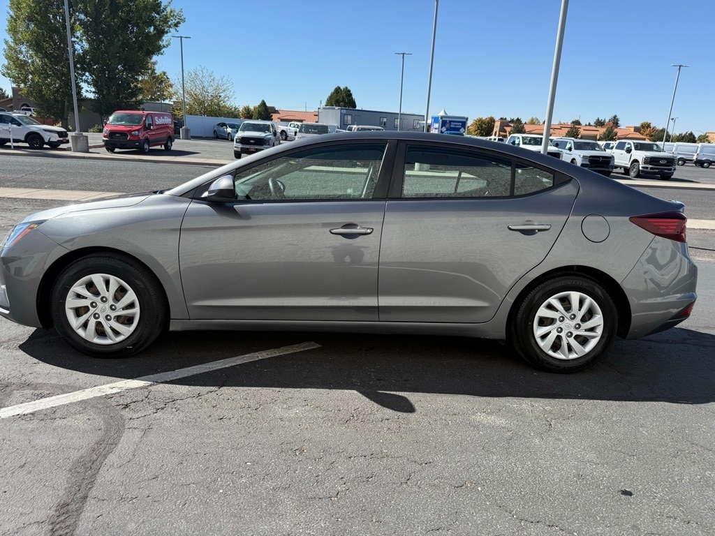 Used 2019 Hyundai Elantra SE Sedan