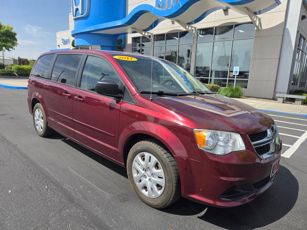 2017 Dodge Grand Caravan SE's photo