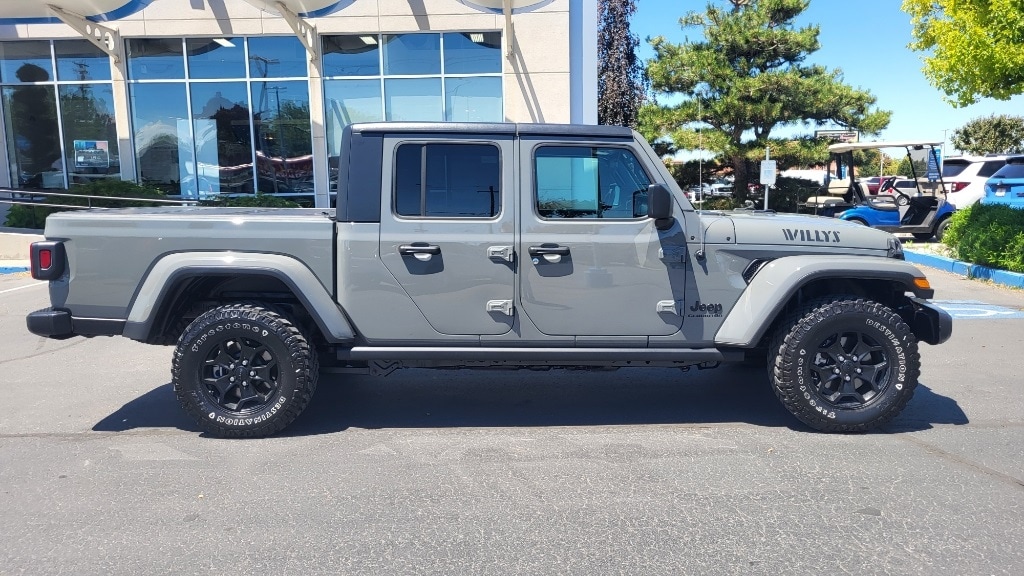 Used 2021 Jeep Gladiator WILLYS with VIN 1C6HJTAG2ML555203 for sale in Twin Falls, ID