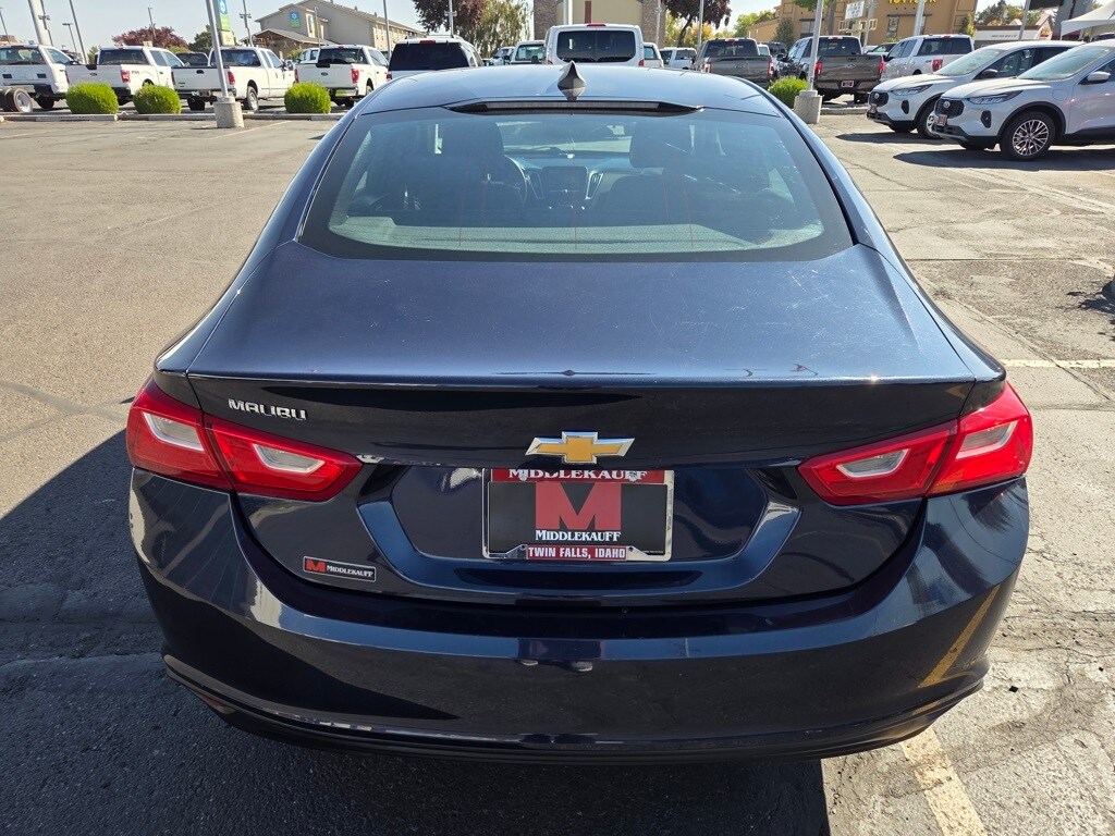 Used 2018 Chevrolet Malibu 1FL Sedan