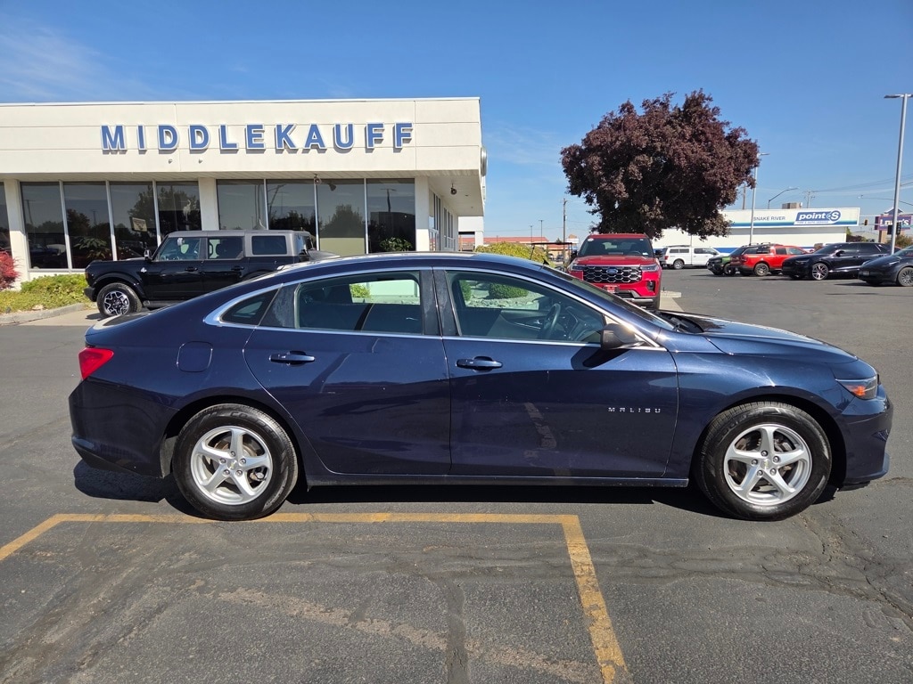Used 2018 Chevrolet Malibu 1FL Sedan