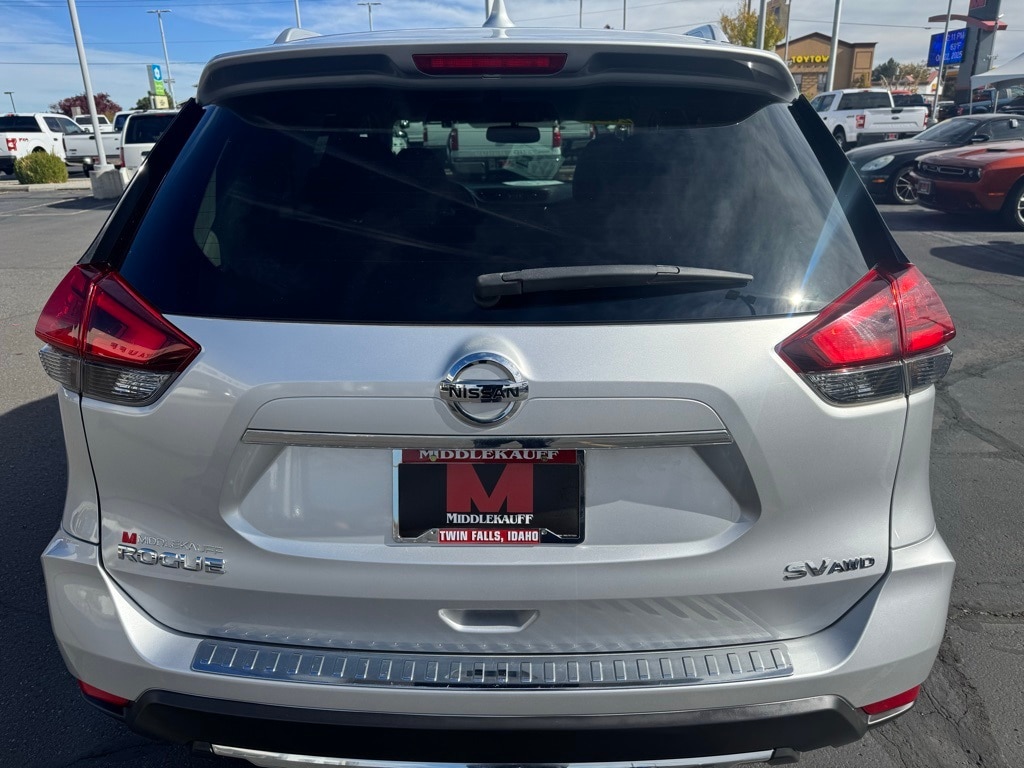 Used 2017 Nissan Rogue SV SUV