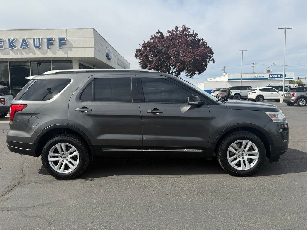 Used 2018 Ford Explorer XLT SUV