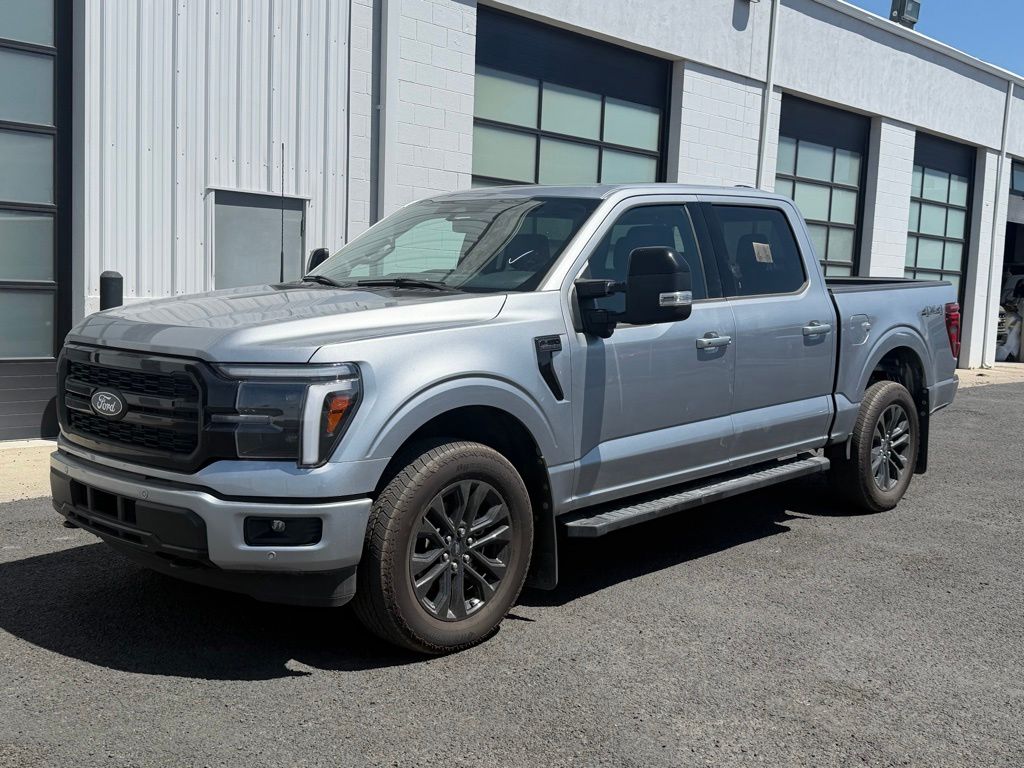 2025 Ford F-150 Lariat 4x4 SuperCrew 145 in's photo