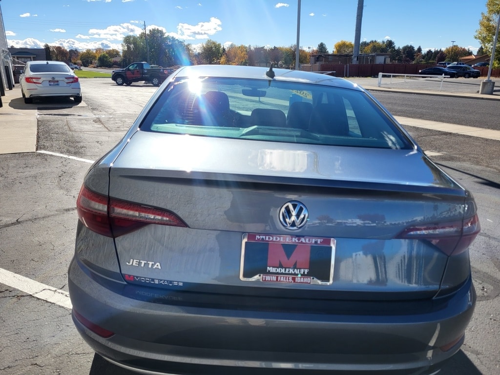 Used 2021 Volkswagen Jetta 1.4T SE Sedan