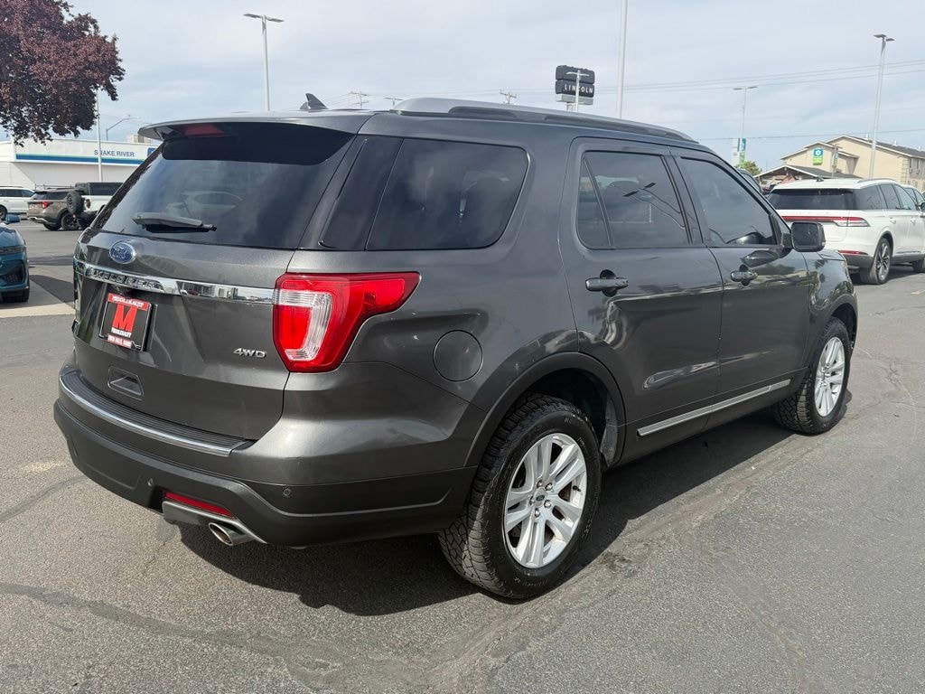 Used 2018 Ford Explorer XLT SUV
