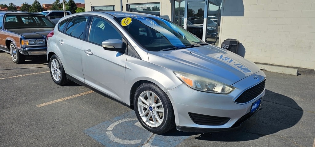 2017 Ford Focus Hatchback 
