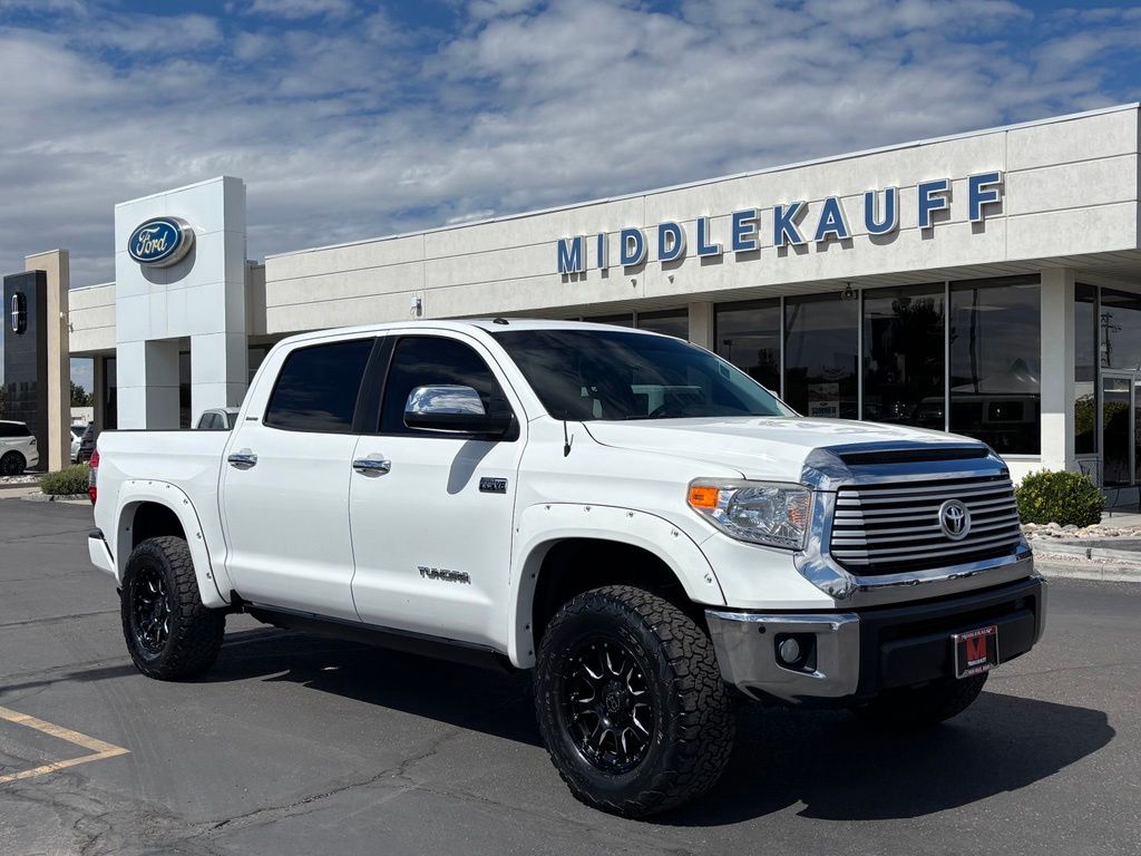 Super White 2015 Toyota Tundra Pickup Truck Four-Wheel Drive 6-Speed Automatic