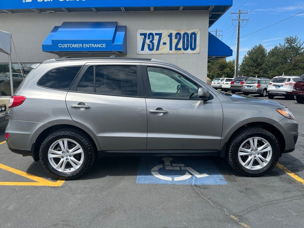Used 2011 Hyundai Santa Fe SE SUV