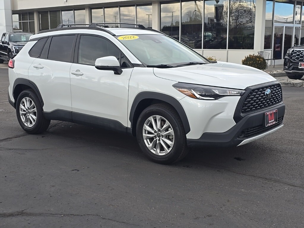 2022 Toyota Corolla Cross LE