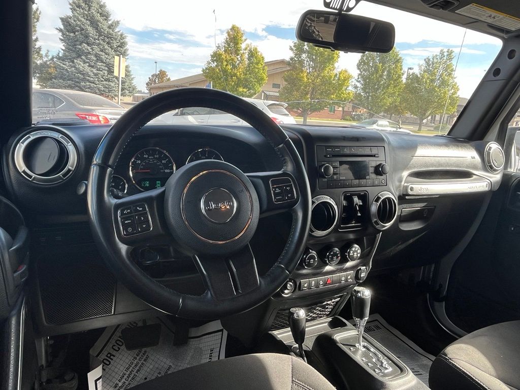 2017 Jeep Wrangler Unlimited Rubicon - Photo 9