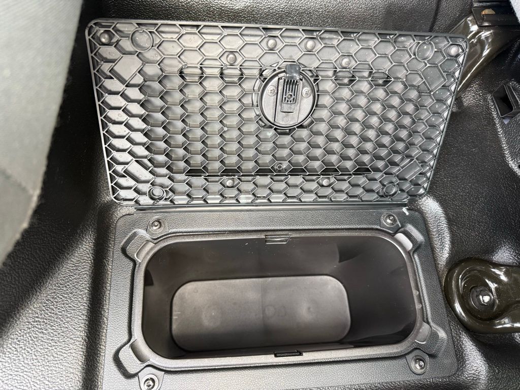 2018 RAM Ram 1500 Pickup Tradesman - Photo 40