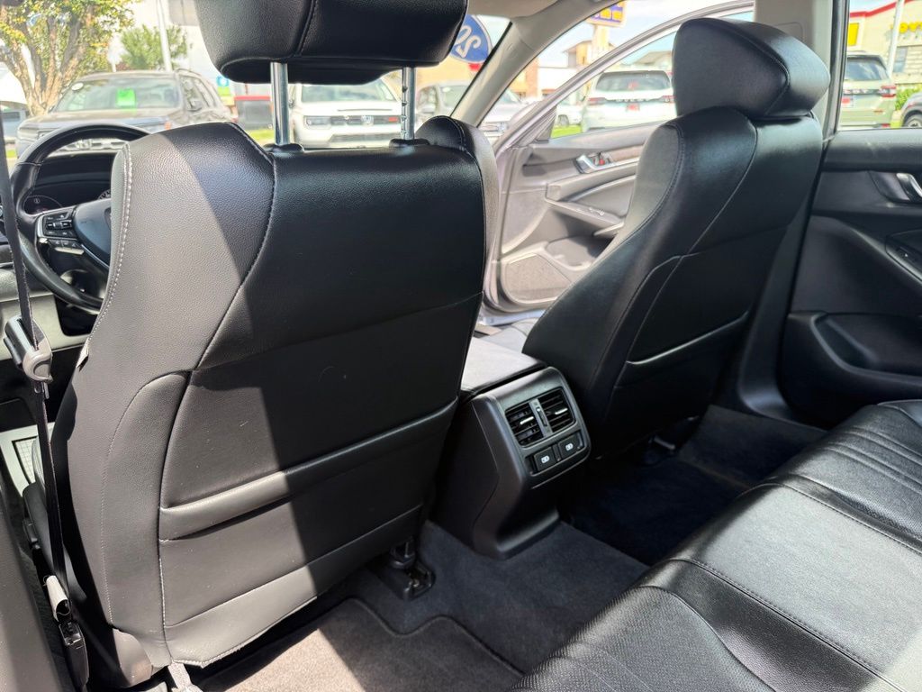 2021 Honda Accord EX-L - Photo 29