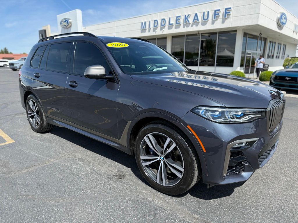 2020 BMW X7 M50i's photo