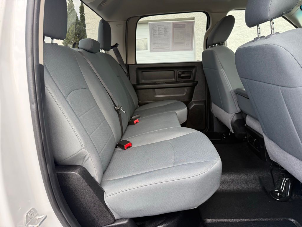 2018 RAM Ram 1500 Pickup Tradesman - Photo 33
