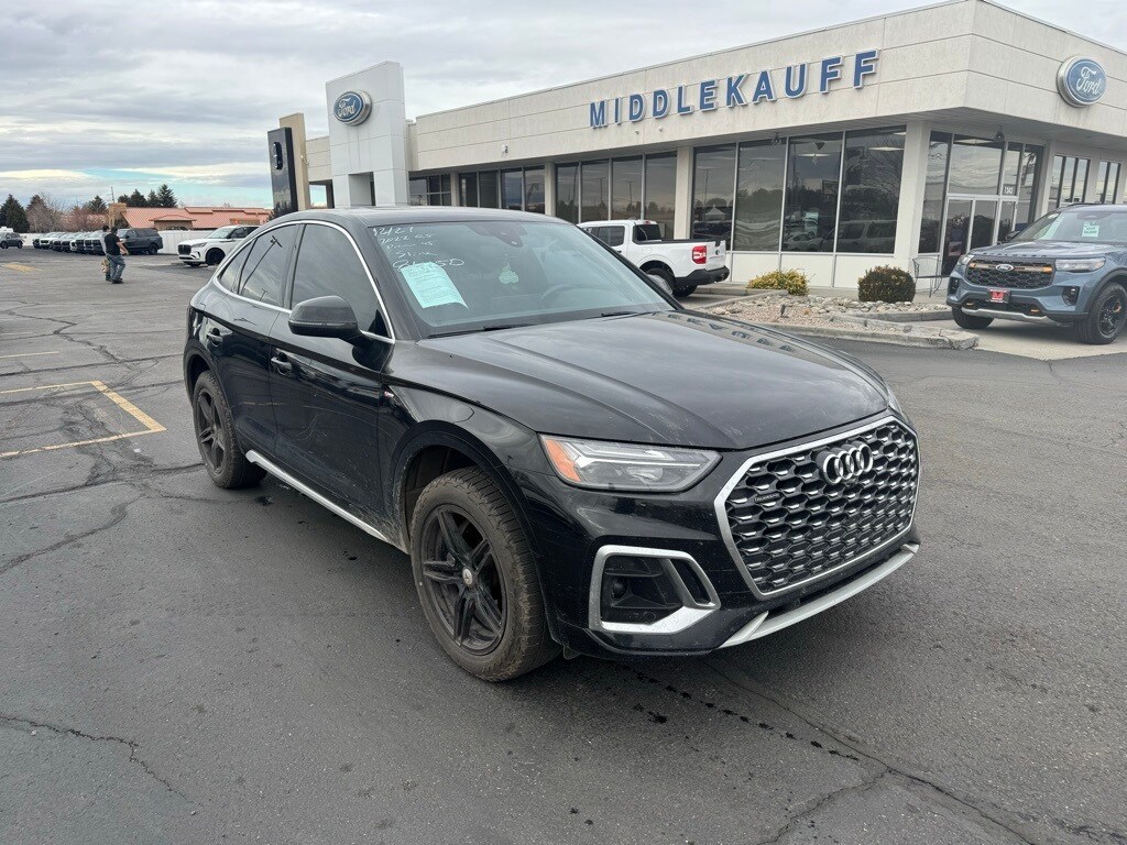 2022 Audi Q5 Sportback Premium's photo