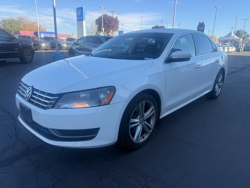 Used 2015 Volkswagen Passat 2.0 TDI SE Sedan