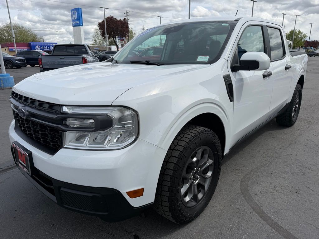 View vehicle photo 7