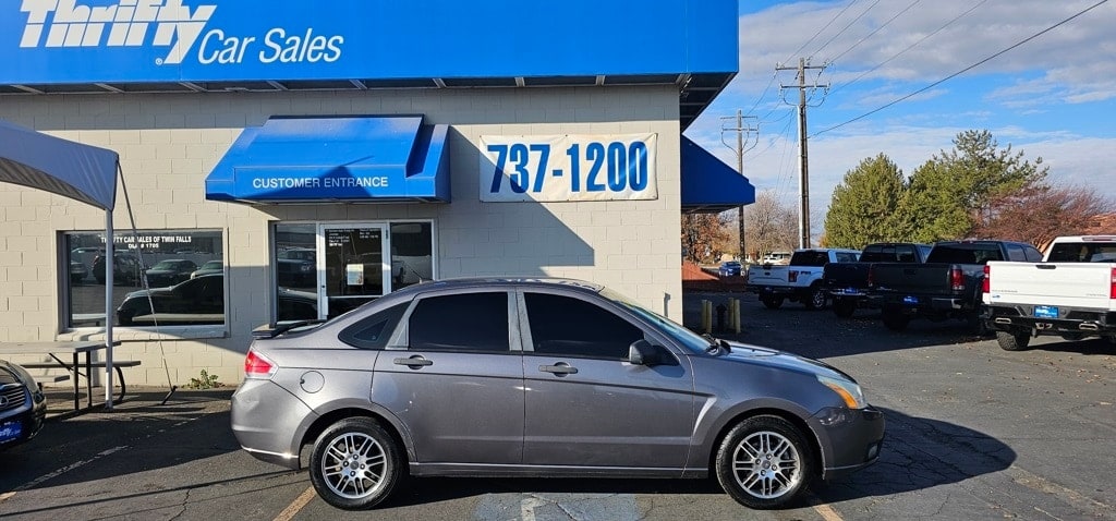 Used 2010 Ford Focus SE Sedan