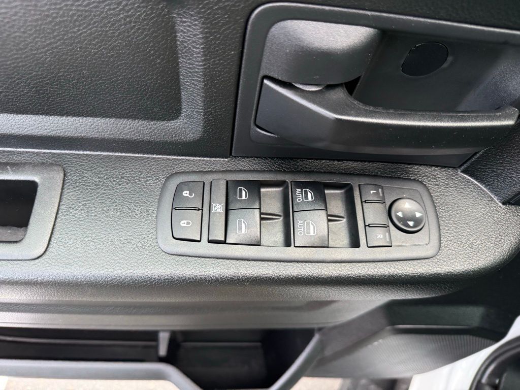 2018 RAM Ram 1500 Pickup Tradesman - Photo 52