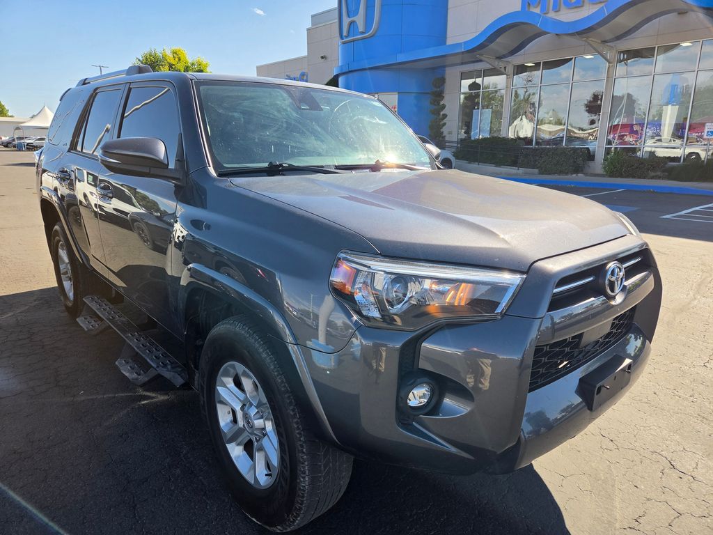 2023 Toyota 4Runner SR5 Premium 4WD V6's photo