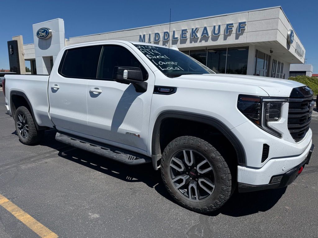  2025 GMC Sierra 1500 AT4 Crew Cab 4WD   