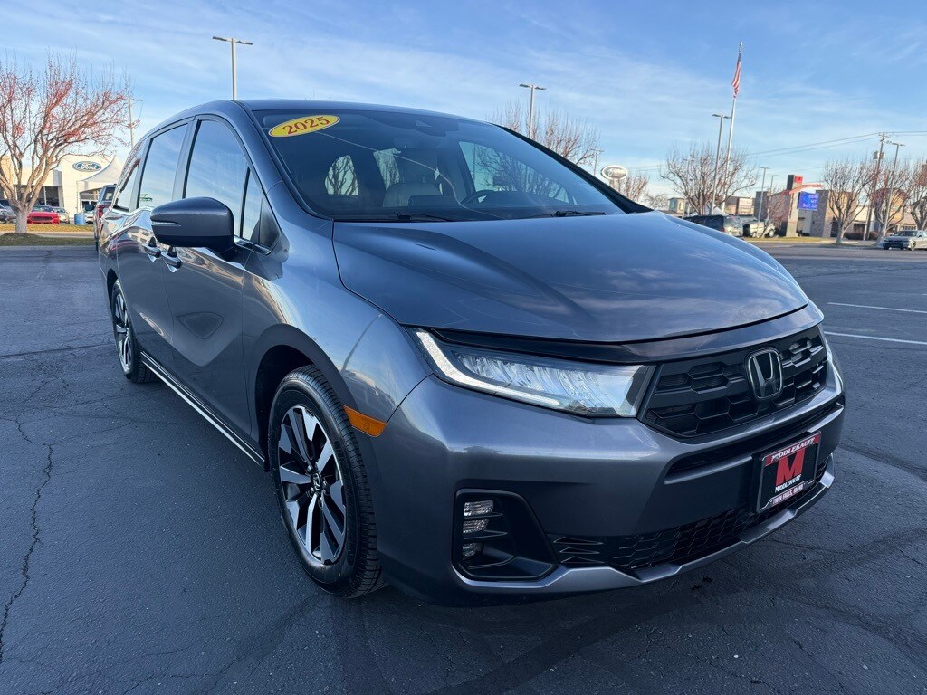 2025 Honda Odyssey EX-L's photo
