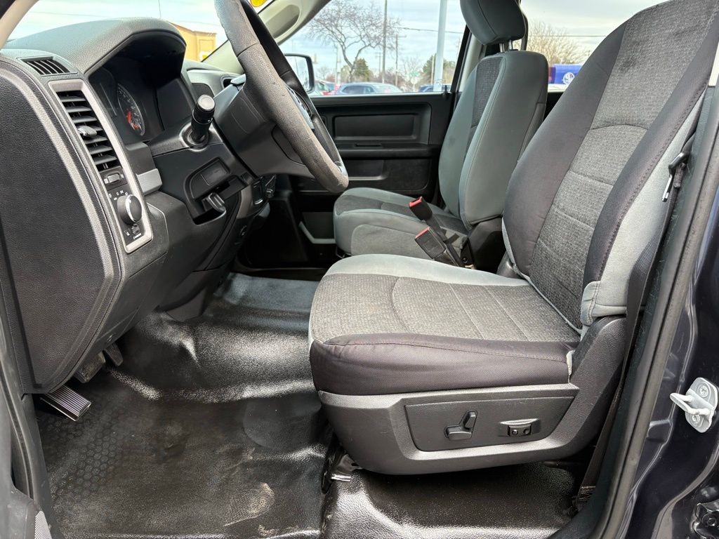 2014 RAM 1500 - Photo 10
