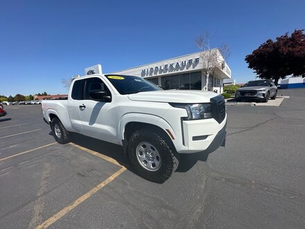 2022 Nissan Frontier S Extended Cab Long Bed Truck