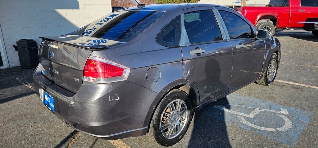 Used 2010 Ford Focus SE Sedan