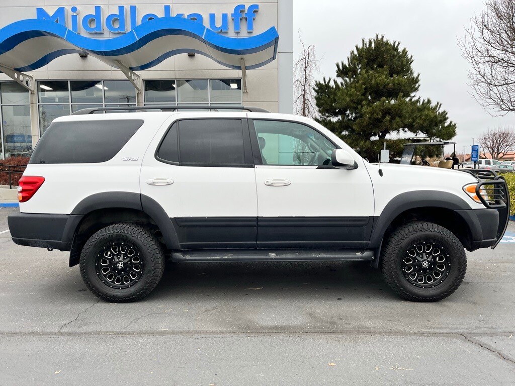 Used 2004 Toyota Sequoia SR5 with VIN 5TDZT34A34S214227 for sale in Twin Falls, ID