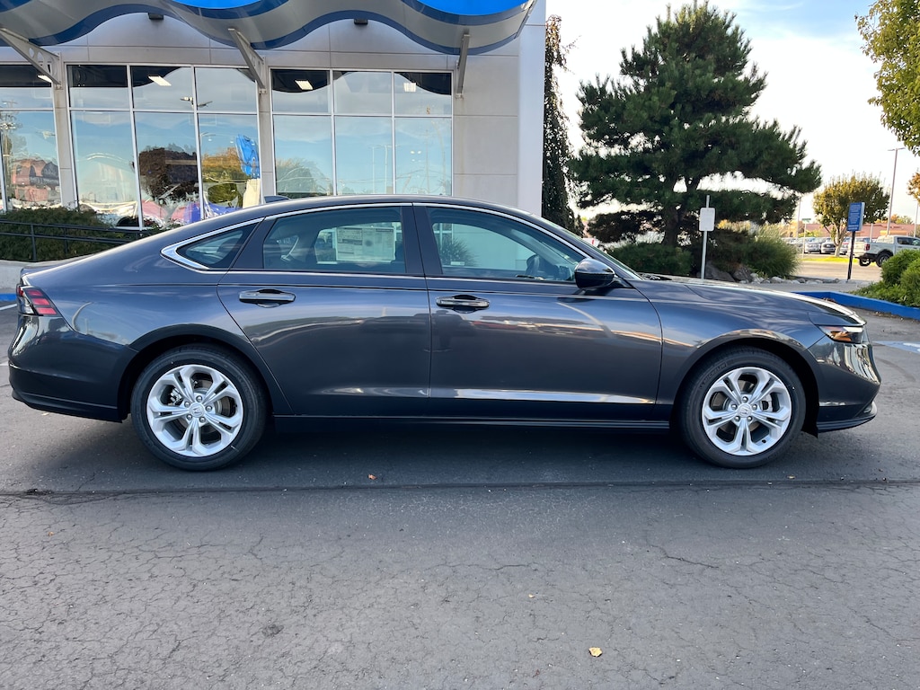 New 2025 Honda Accord LX Sedan