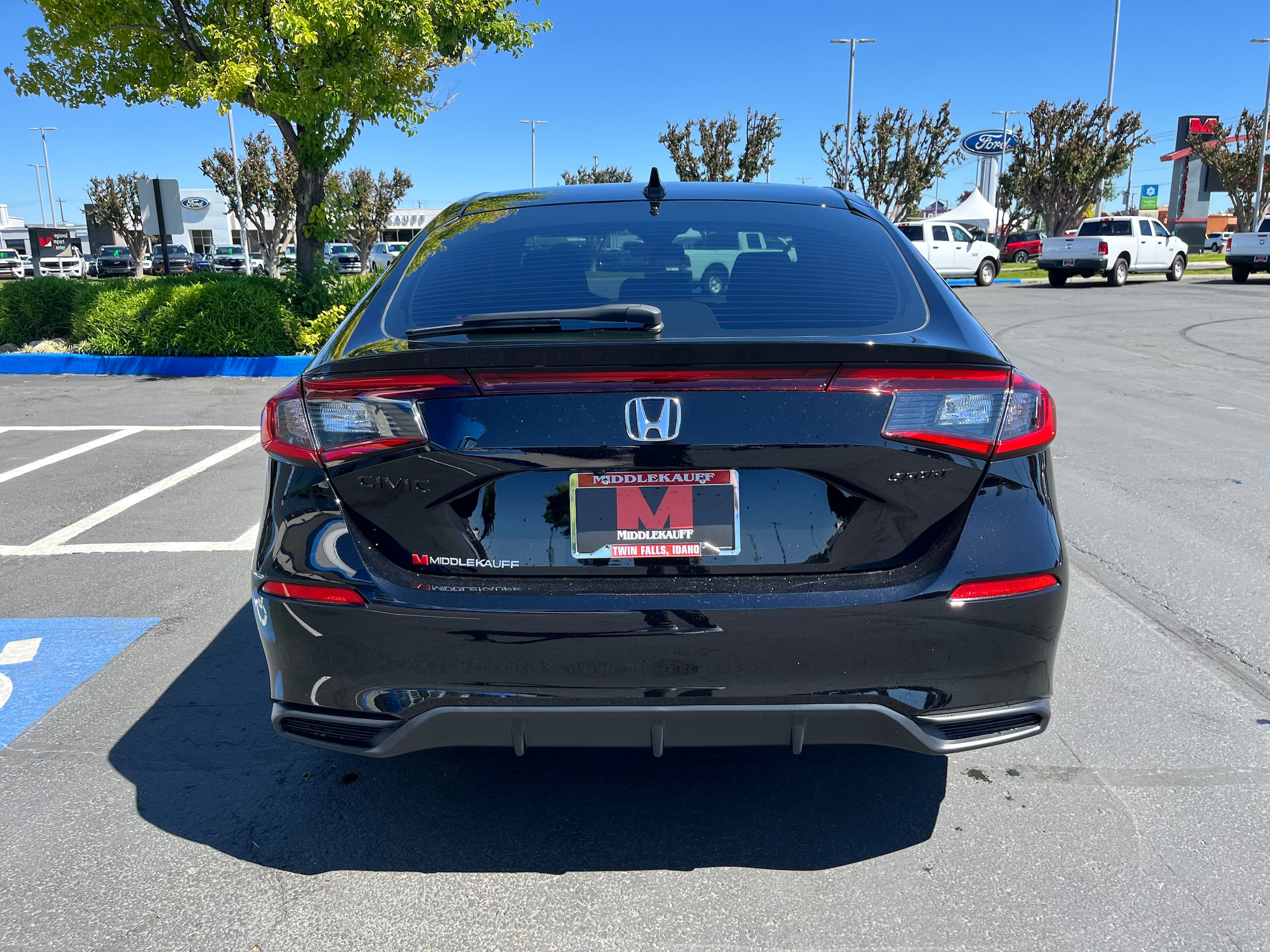 2026 Honda Civic Hatchback Sport - Photo 6