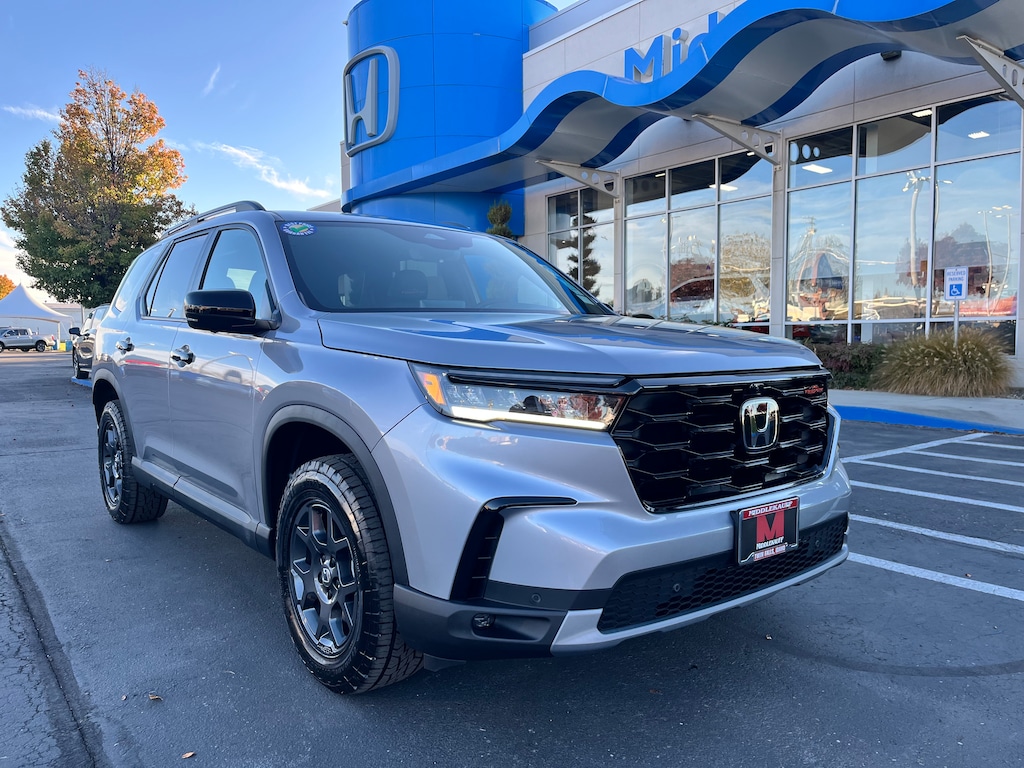New 2025 Honda Pilot TrailSport SUV