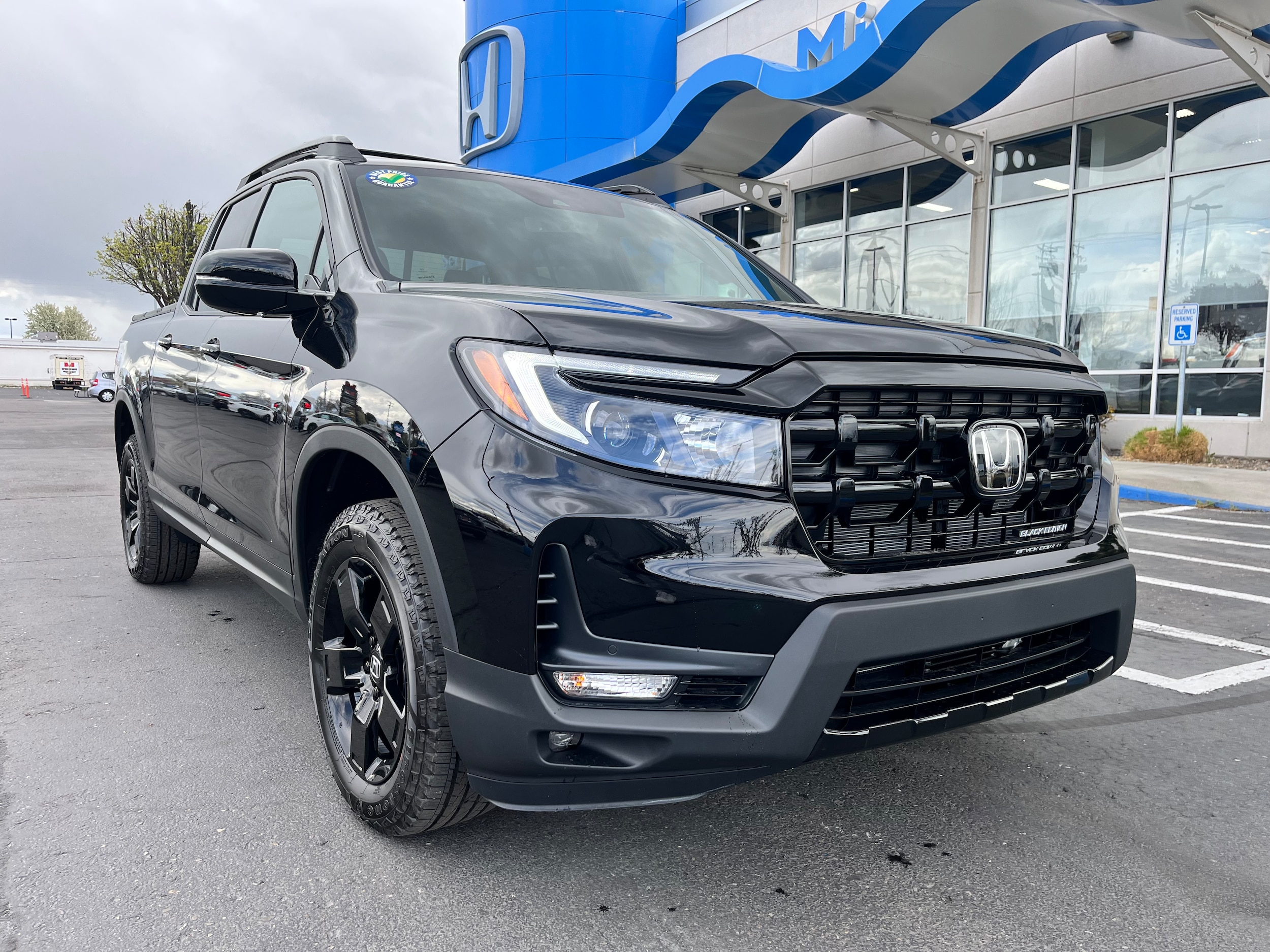 2026 Honda Ridgeline Black Edition's photo