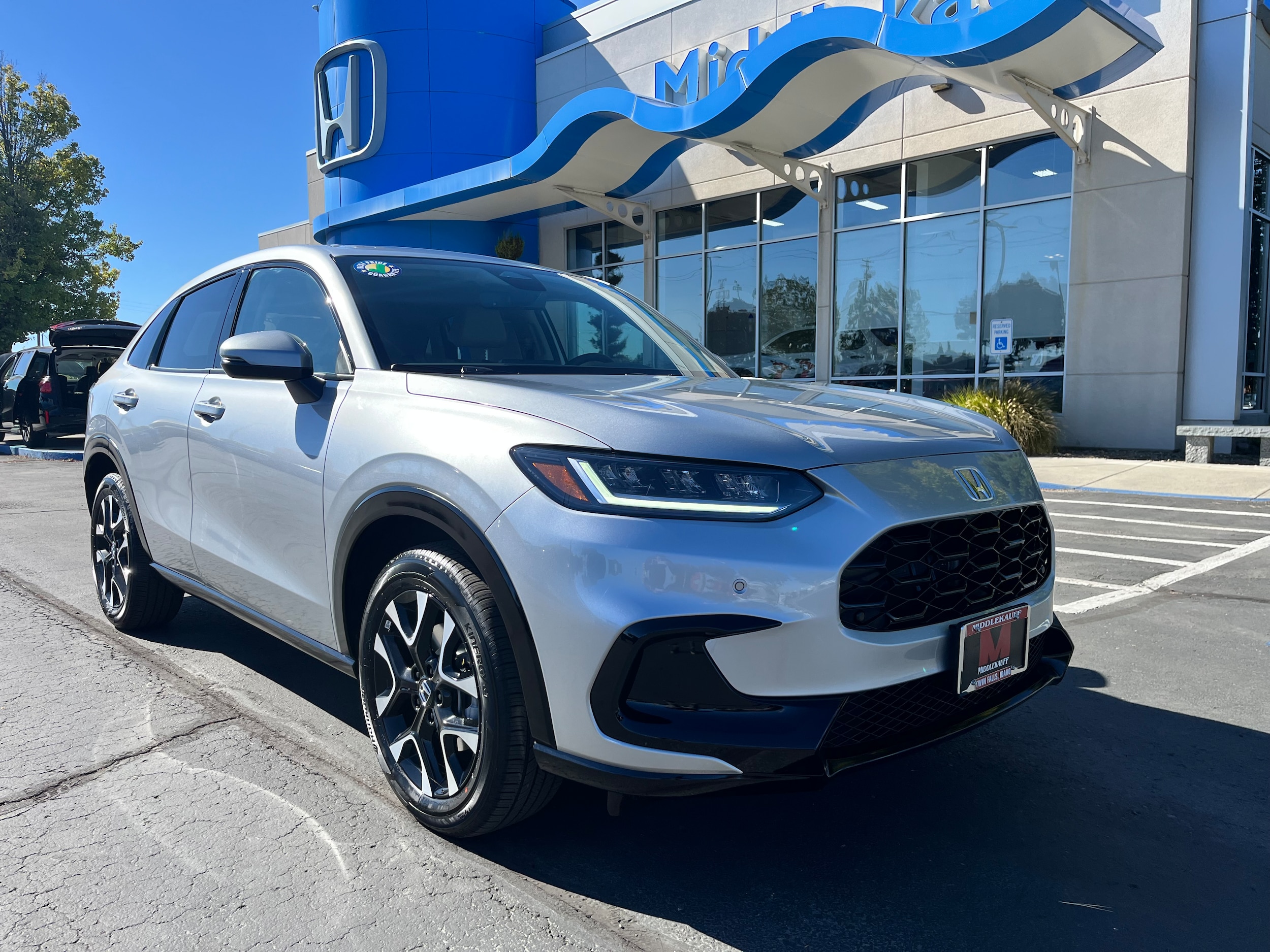 2026 Honda HR-V EX-L's photo