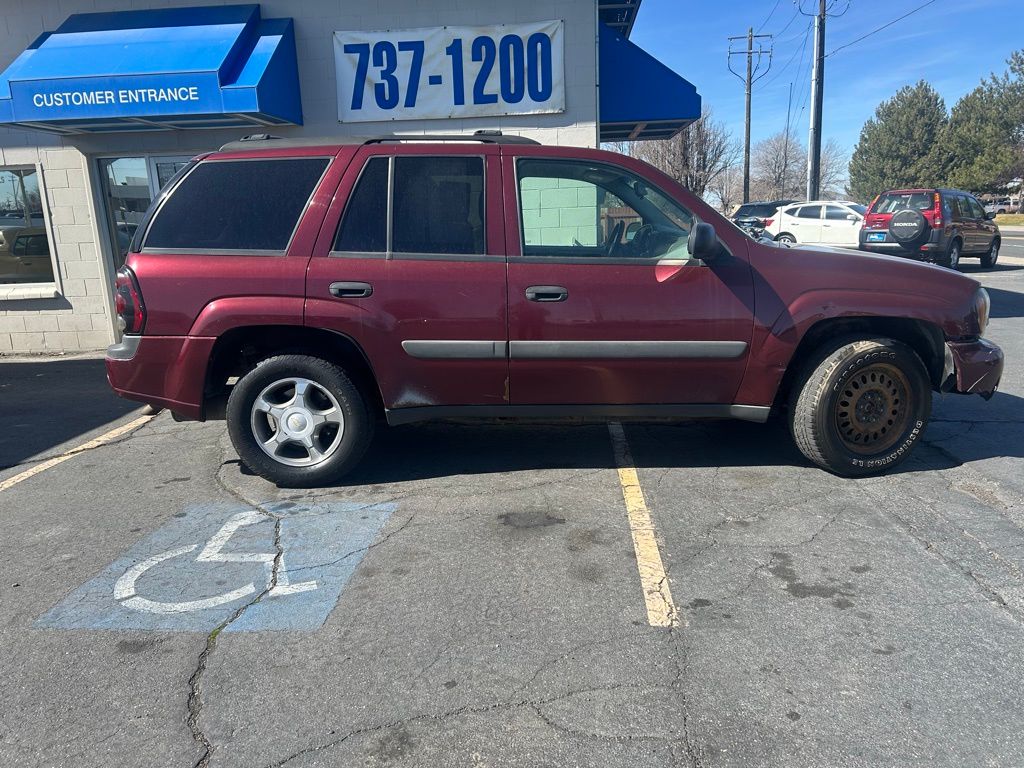 Used 2005 Chevrolet TrailBlazer LS with VIN 1GNDT13S852327230 for sale in Twin Falls, ID