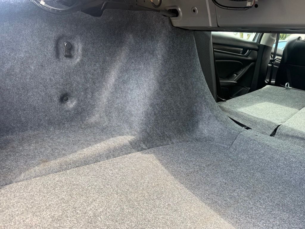 2021 Honda Accord EX-L - Photo 23